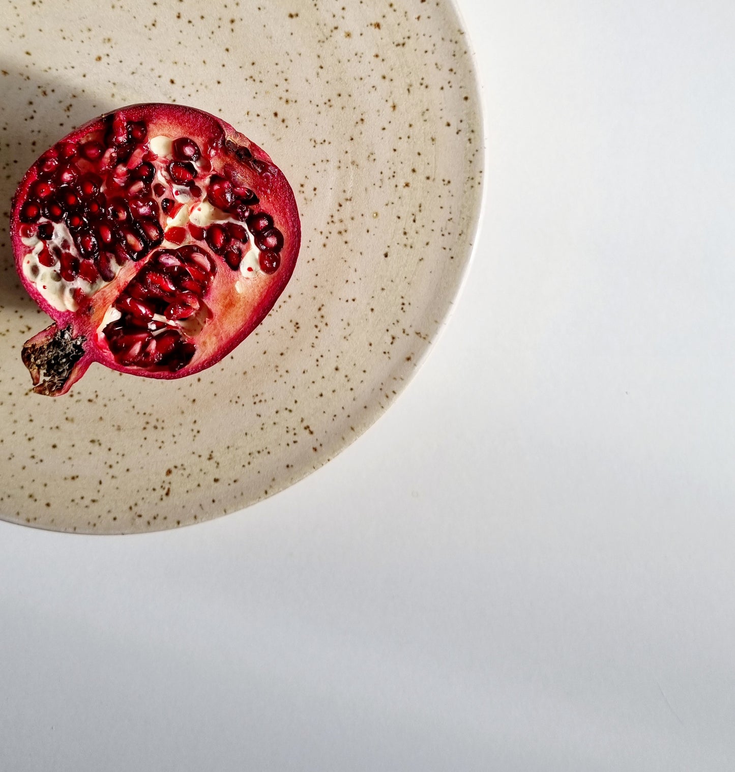 Rankų darbo keraminė tortinė