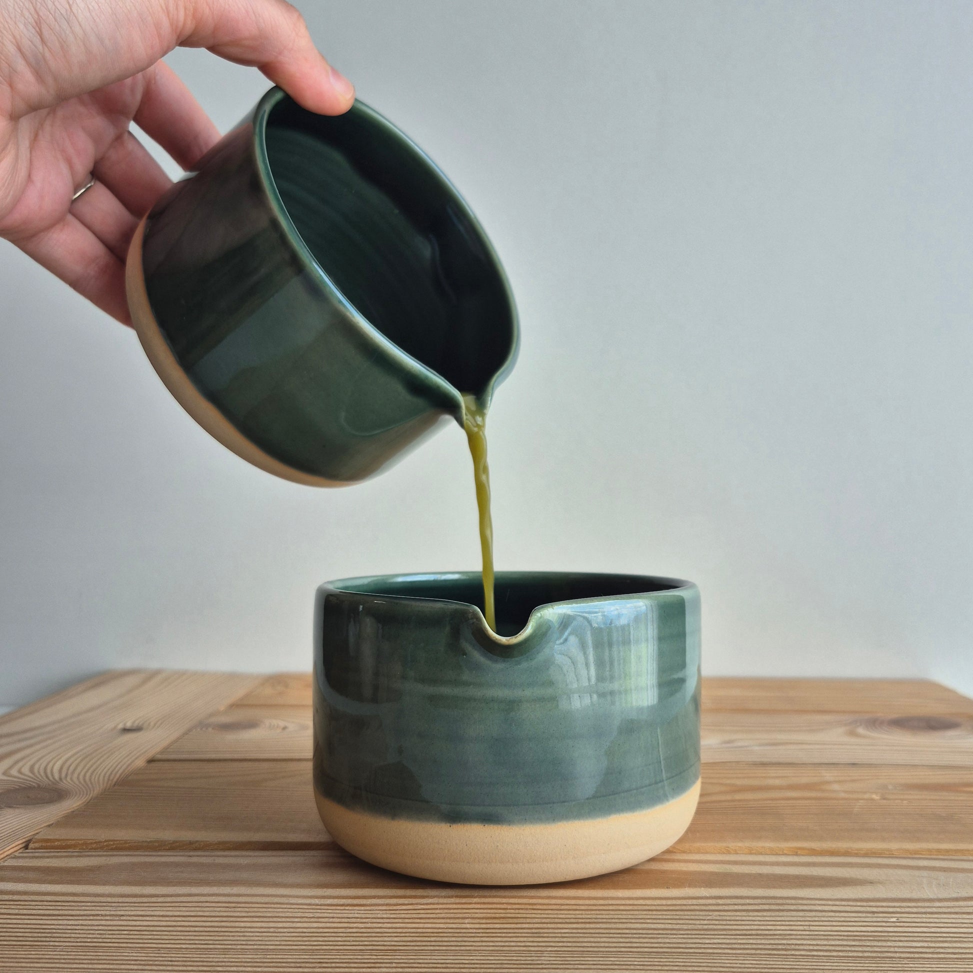 Žalias matcha puodelis