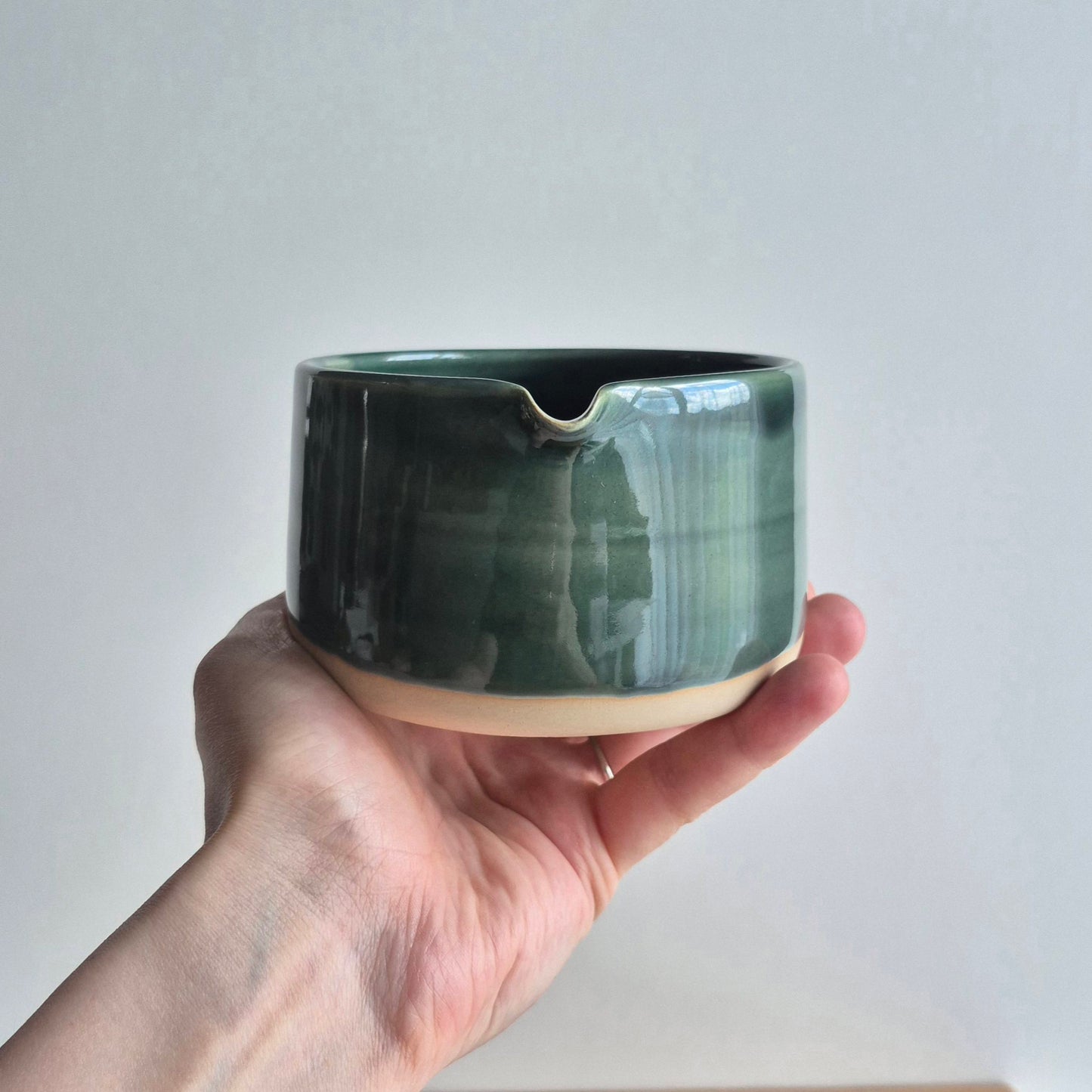 Žalias matcha puodelis